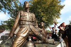 Trooper Potts VC Service of Dedication and Unveiling